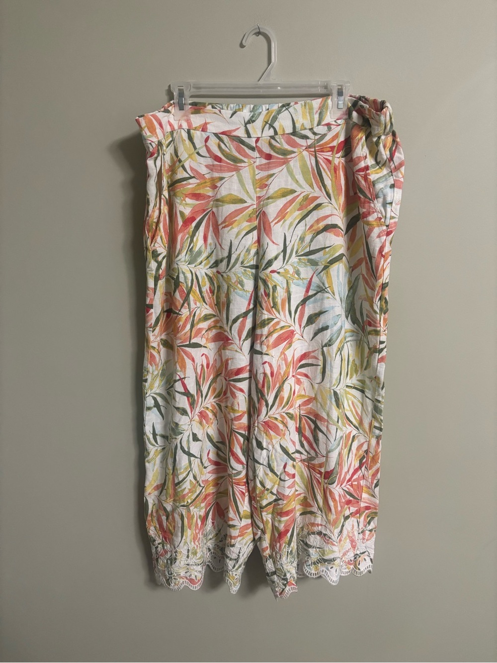 Ruby Rd Linen Blend Embroidered Hem Pull On Capri Pants Size 16 New Coastal